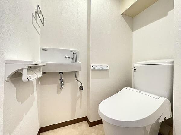 いつもキレイに清潔に。毎日の生活を快適にお過ごし頂けますよう、落ち着いた雰囲気の空間です。