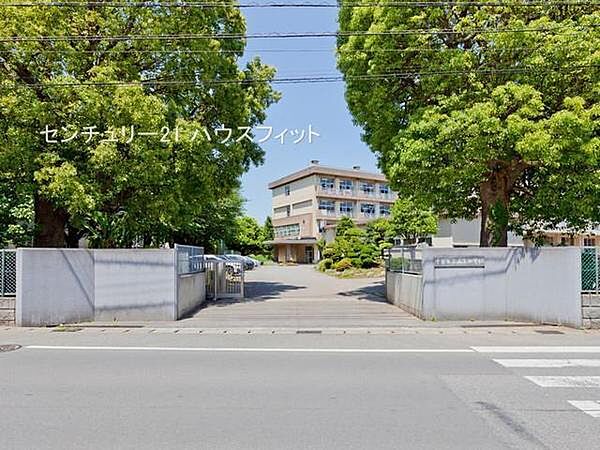 山王中学校まで1700m