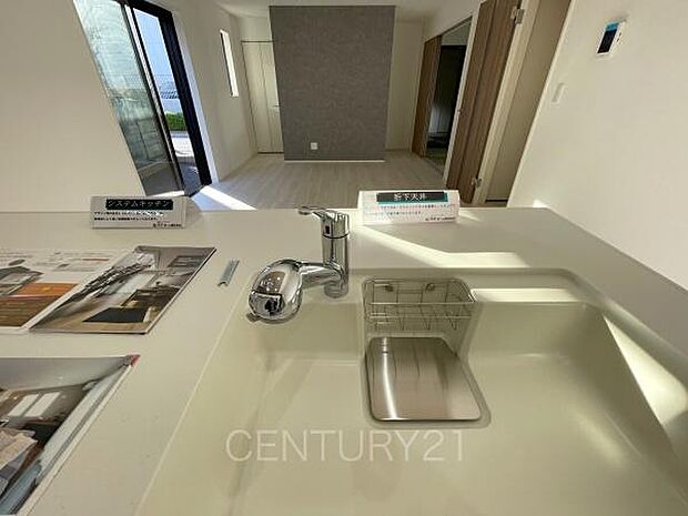 ビルトイン浄水器付きです。