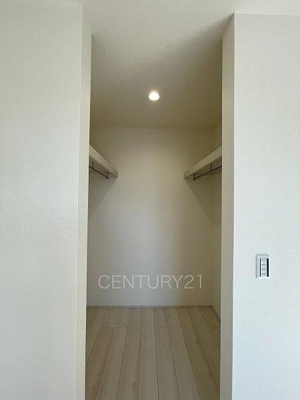 ハンガーパイプ付きクローゼットです。