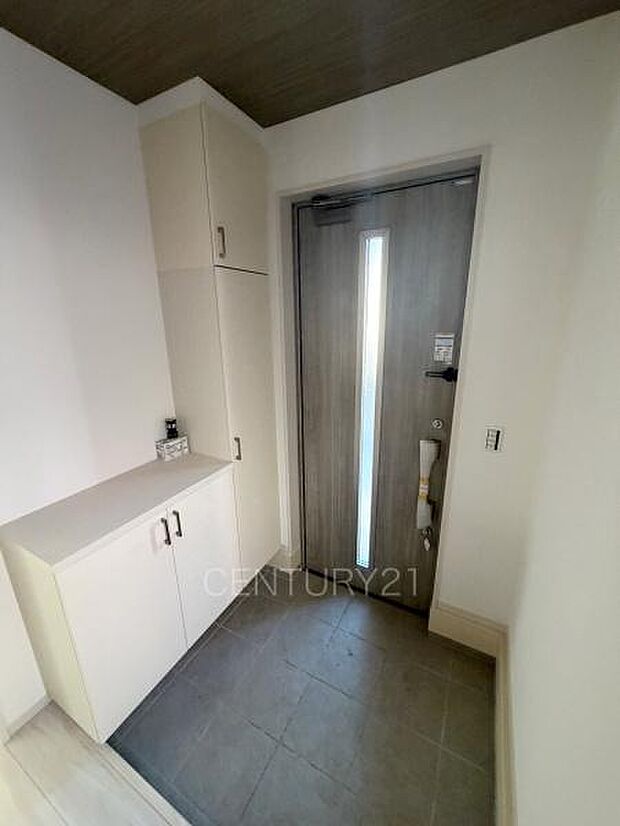 シューズボックス付きの玄関です。