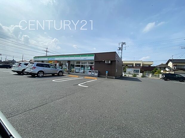 ファミリーマート前橋上増田町店まで1280m