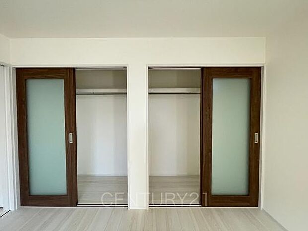 ハンガーパイプ付きクローゼットです。