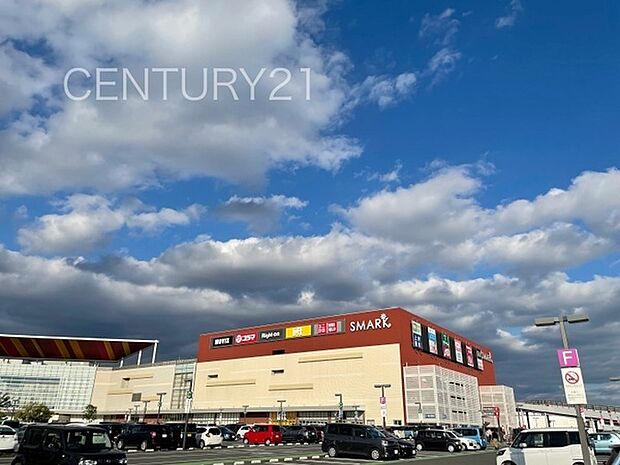 スマーク伊勢崎まで2296m