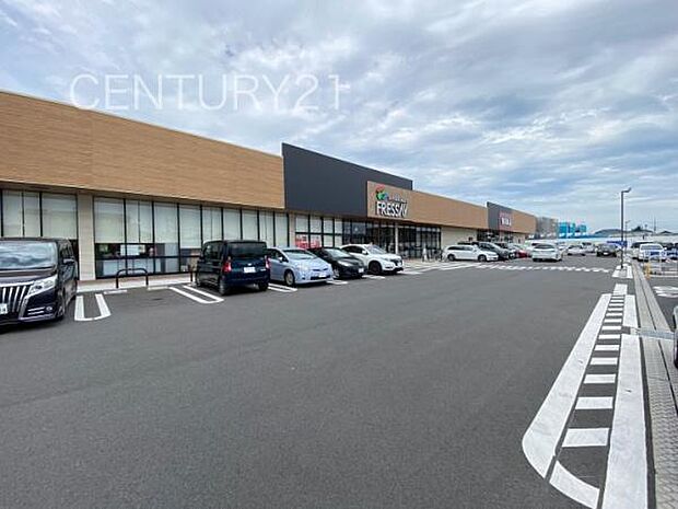 フレッセイ朝日町店まで523m