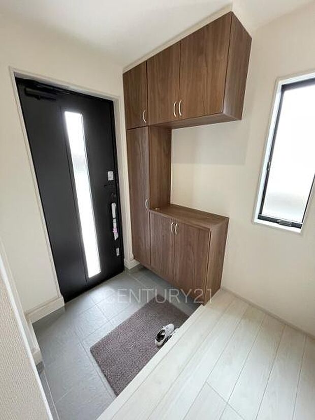 シューズボックス付きの玄関です。