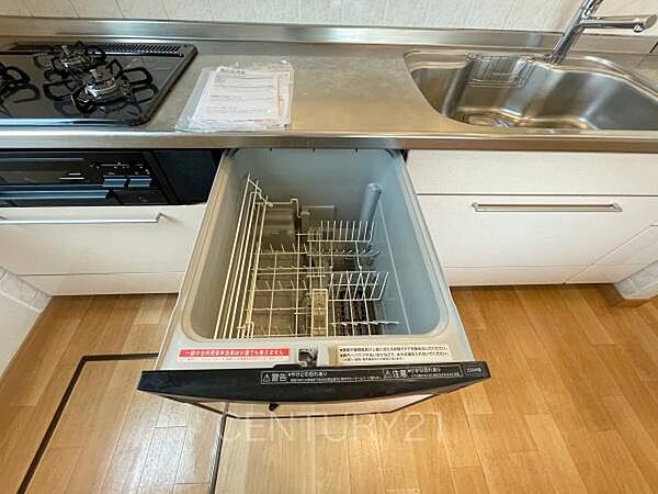 食器洗い乾燥機付きです。