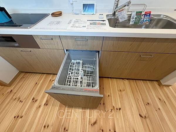 食器洗い乾燥機付きです。
