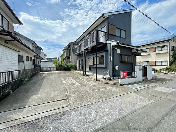 並列駐車可能な駐車場