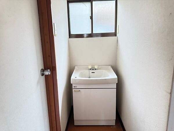 2階　洗面所