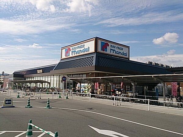 万代　法隆寺店まで1818m