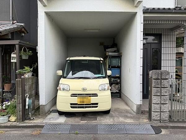 ボックスガレージ1台可