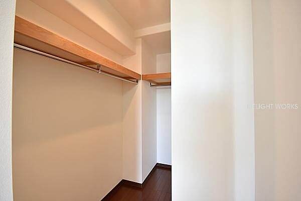 【WIC：全室収納完備】実は帖数の中には収納の広さは含まれていません！同じ帖数なら、収納が広い方がオトクにスッキリ暮らせます♪大事な衣服や思い出の品をしまうにも最適な設備です