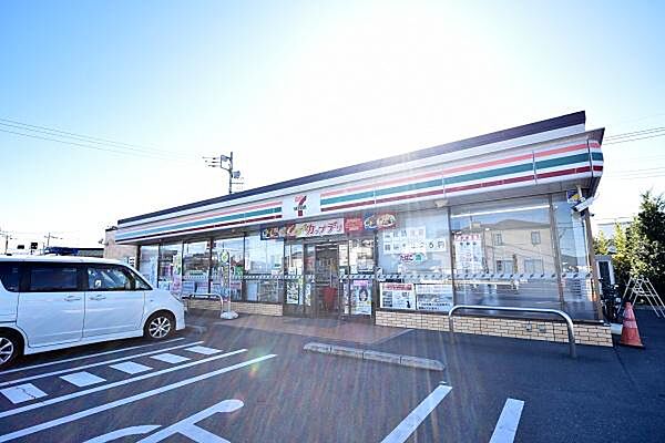 セブンイレブン埼玉川島店　まで433m、ちょっとしたお買物や通販の受け取りに便利ですね