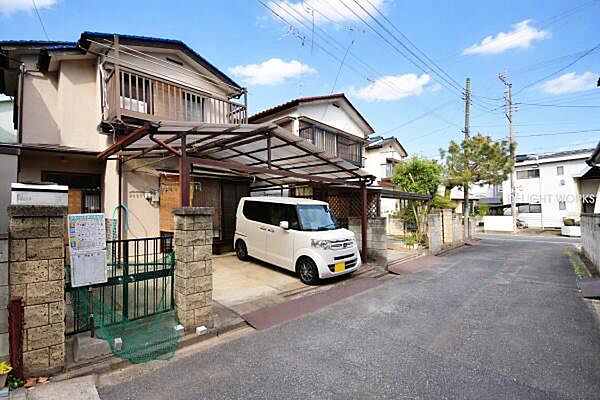 【前面道路】前面道路：南側4.2ｍ私道車通りや人通りが少なく、落ち着いた住環境