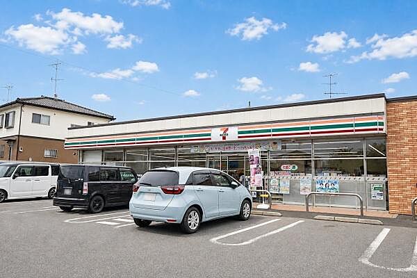 セブン-イレブン 嵐山むさし台1丁目店　まで966m、ちょっとしたお買い物に便利ですね