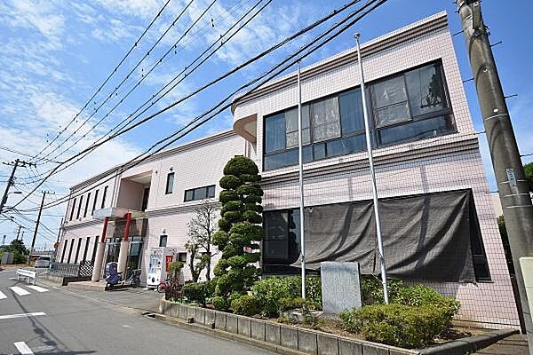 川越ひばり幼稚園　まで1192m、入園前に親子で通える未就園児クラスから、 卒園後の小学6年生まで通うことができる学童保育までご用意