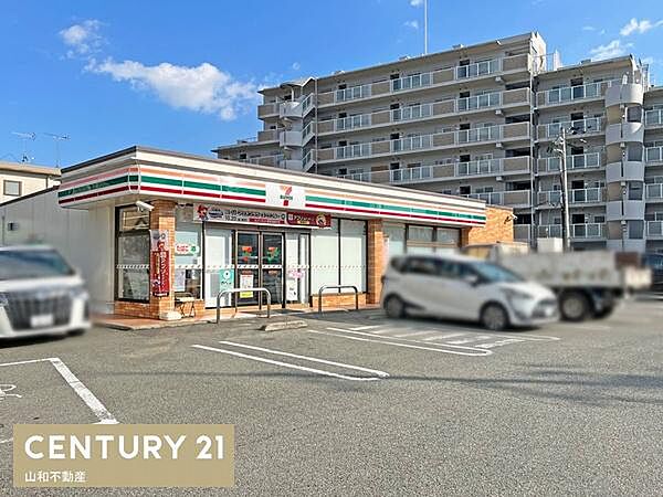セブンイレブン亀岡篠町馬堀店まで1056m