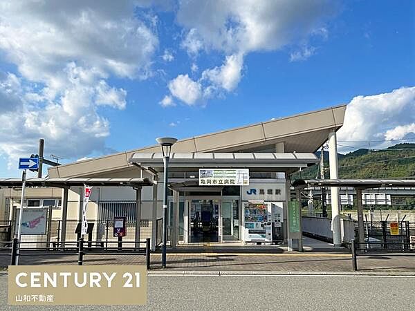 馬堀駅(JR 山陰本線)まで637m