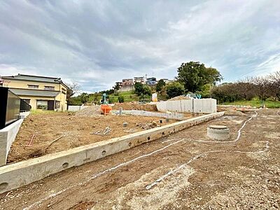 外観：建築条件のない全5区画のゆとりの敷地♪