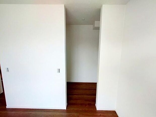 大容量のウォークインクローゼット!