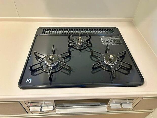 便利な3口コンロ