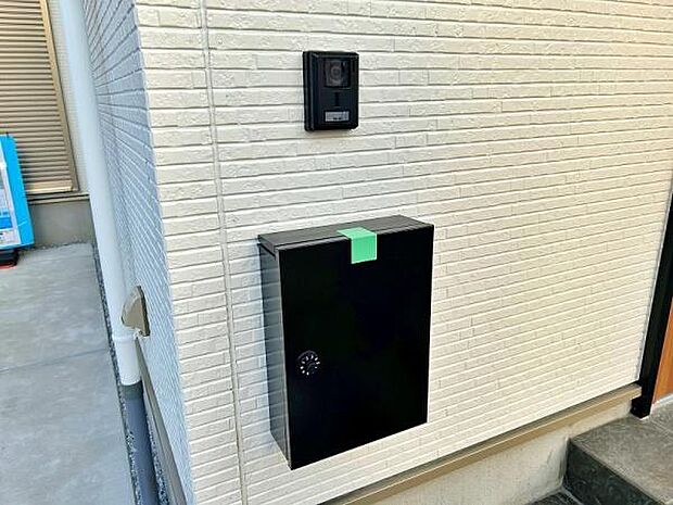 安心のモニター付きインターフォン