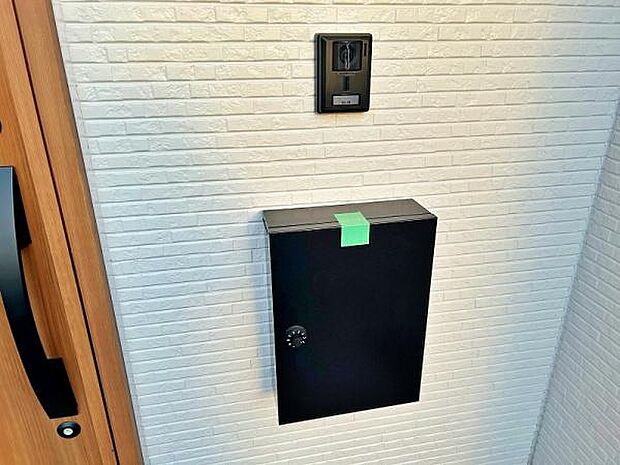 安心のモニター付きインターフォン