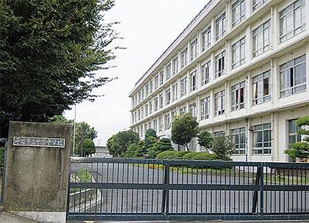 平塚市立中原中学校まで222m