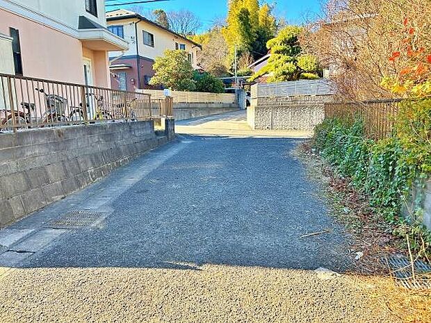 前面道路は4.5m