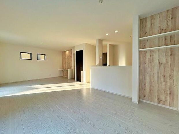 20帖以上の広く開放的なLDK