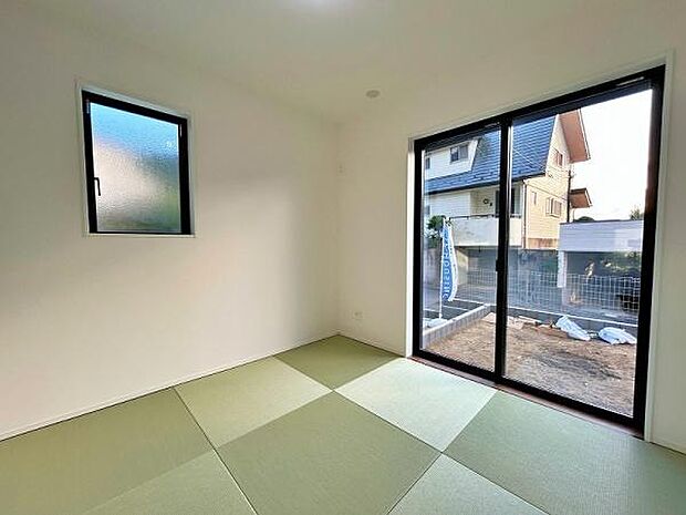 ゆるりとくつろげる和室