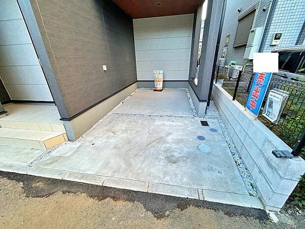 大切な愛車はガレージに！