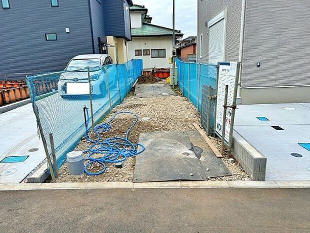 縦列で2台を駐車できます