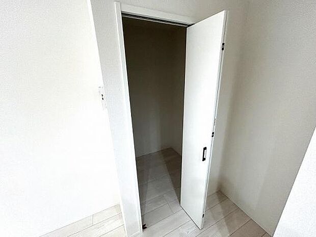 嬉しいパンドリーがあります!