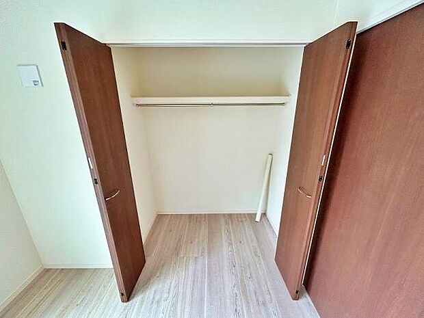 全ての部屋にクローゼットがあります