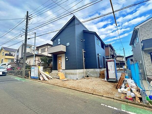 2026年5月完成予定です