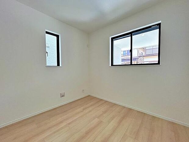 たっぷり収納できる納戸