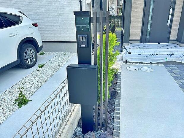 安心のモニター付きインターフォン