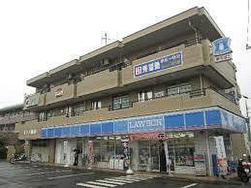 ローソン綾瀬上土棚南店まで903m