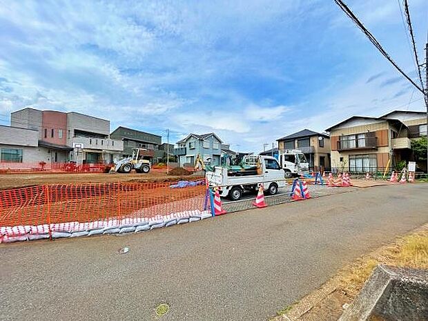 広く見通しの良い前面道路