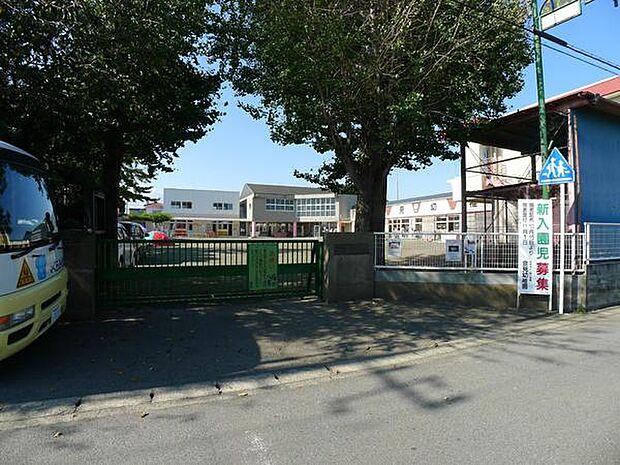 倉見幼稚園まで418m