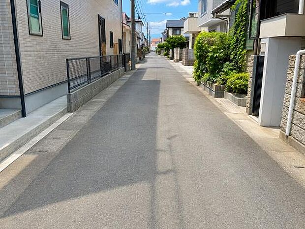 見通しの良い前面道路