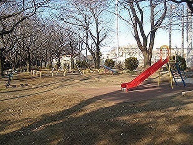 座間公園まで433m