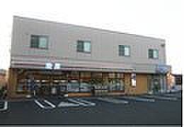 セブンイレブン三田店まで583m