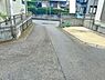 その他：交通量が少なめな前面道路で安心です