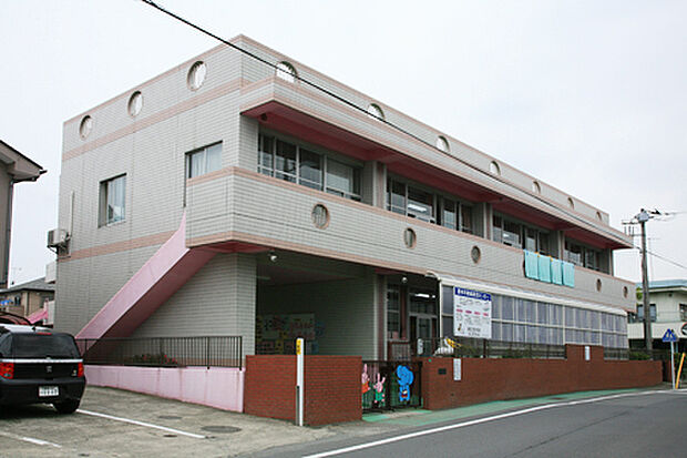 妻田保育園まで873m