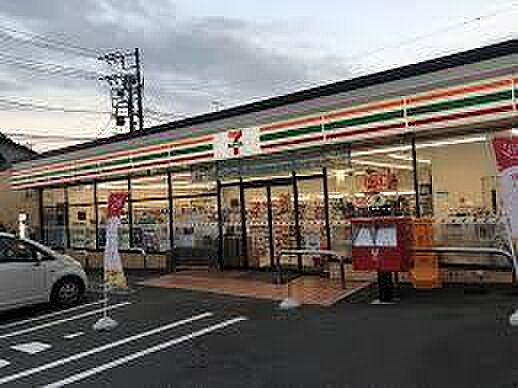 セブンイレブン厚木愛甲東店まで247m