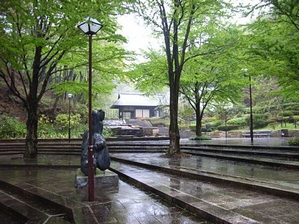 七沢森林公園まで624m