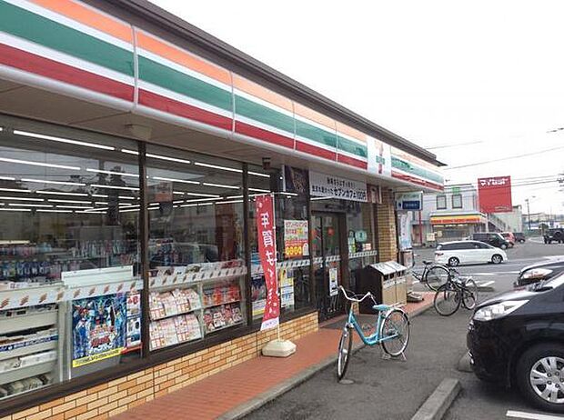 セブンイレブン綾瀬工業団地店まで1292m